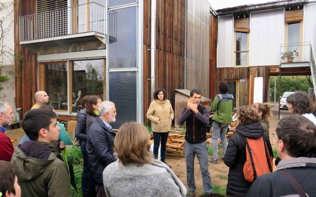 Excel·lent resposta de públic a les visites guiades a la casa sostenible i al Museu del Clima